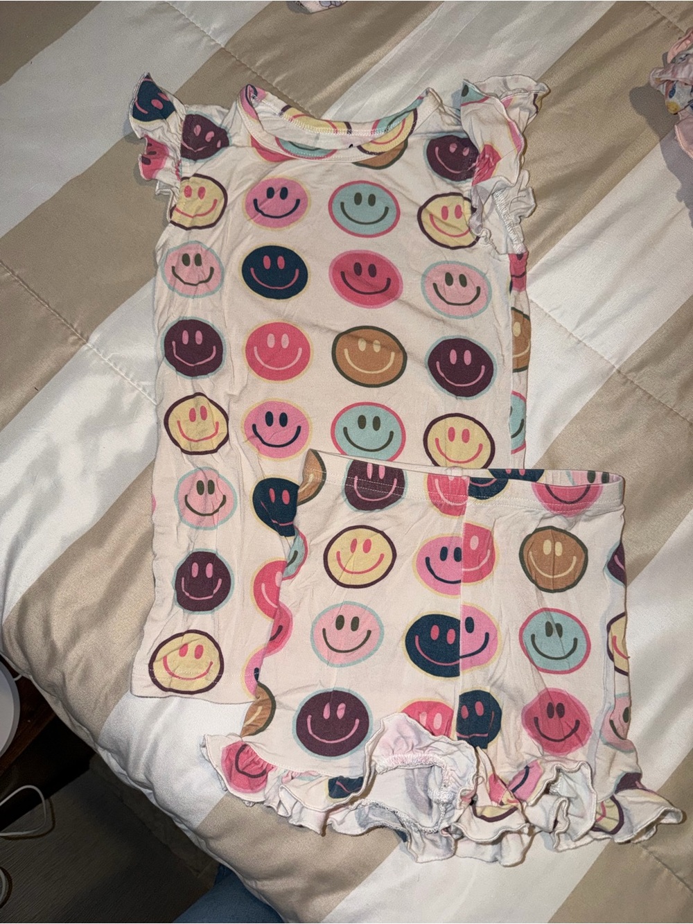 Made By Molly | Smiley Short Sleeve Pajama Set, size 4T